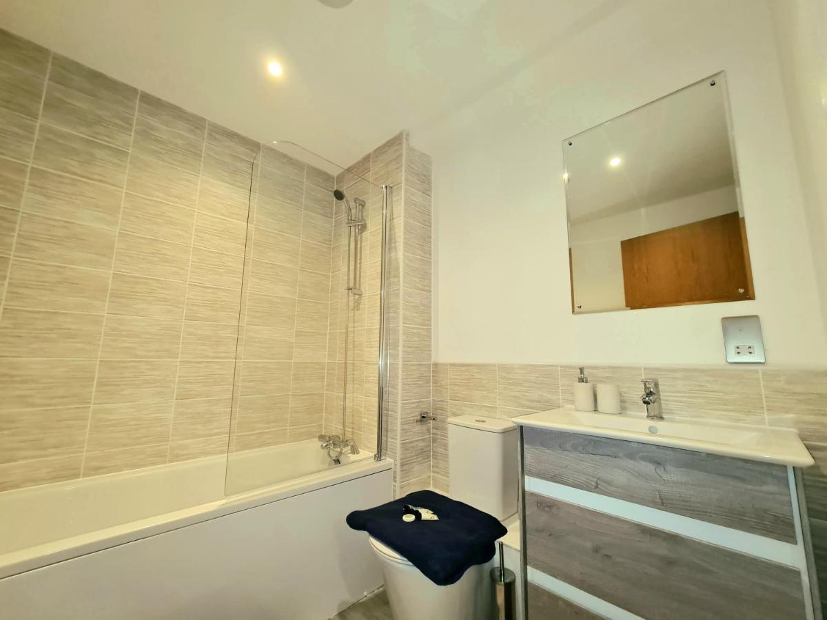Exquisite Cosy 2-Bed Apartment In Salford Manchester Exteriér fotografie