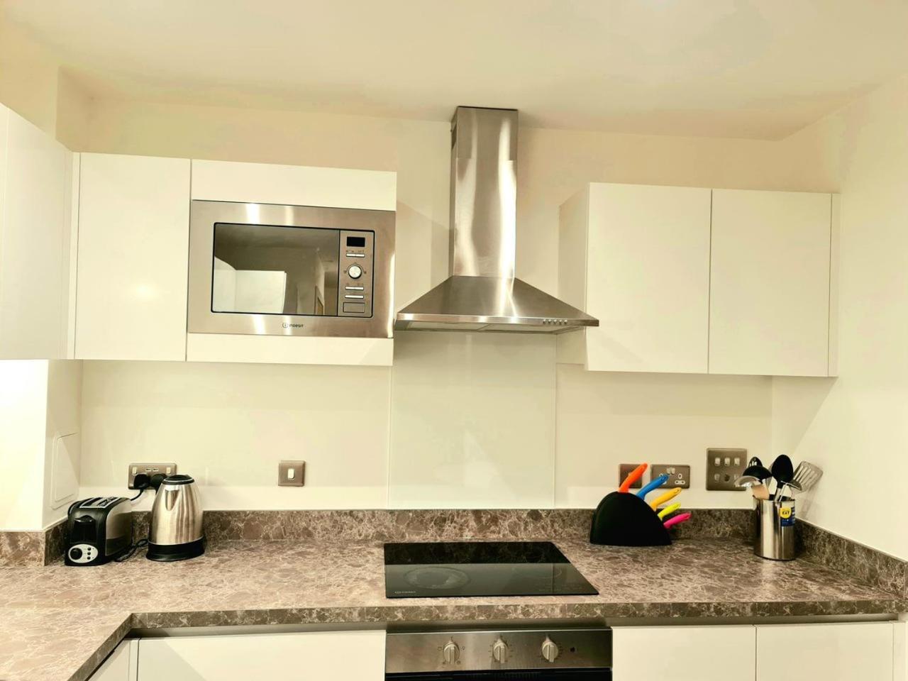 Exquisite Cosy 2-Bed Apartment In Salford Manchester Exteriér fotografie
